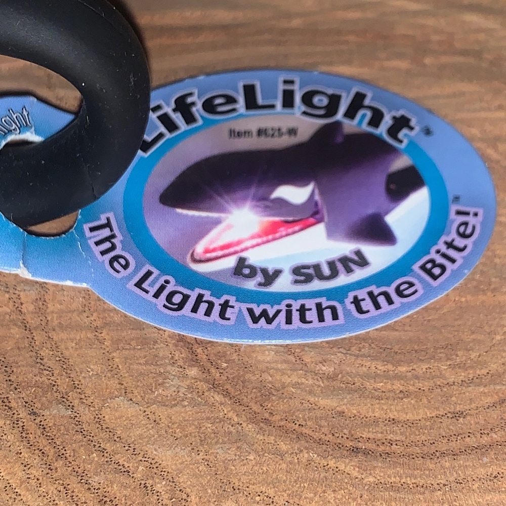 Black Whale Keychain Light NWT - Picture 2 of 5